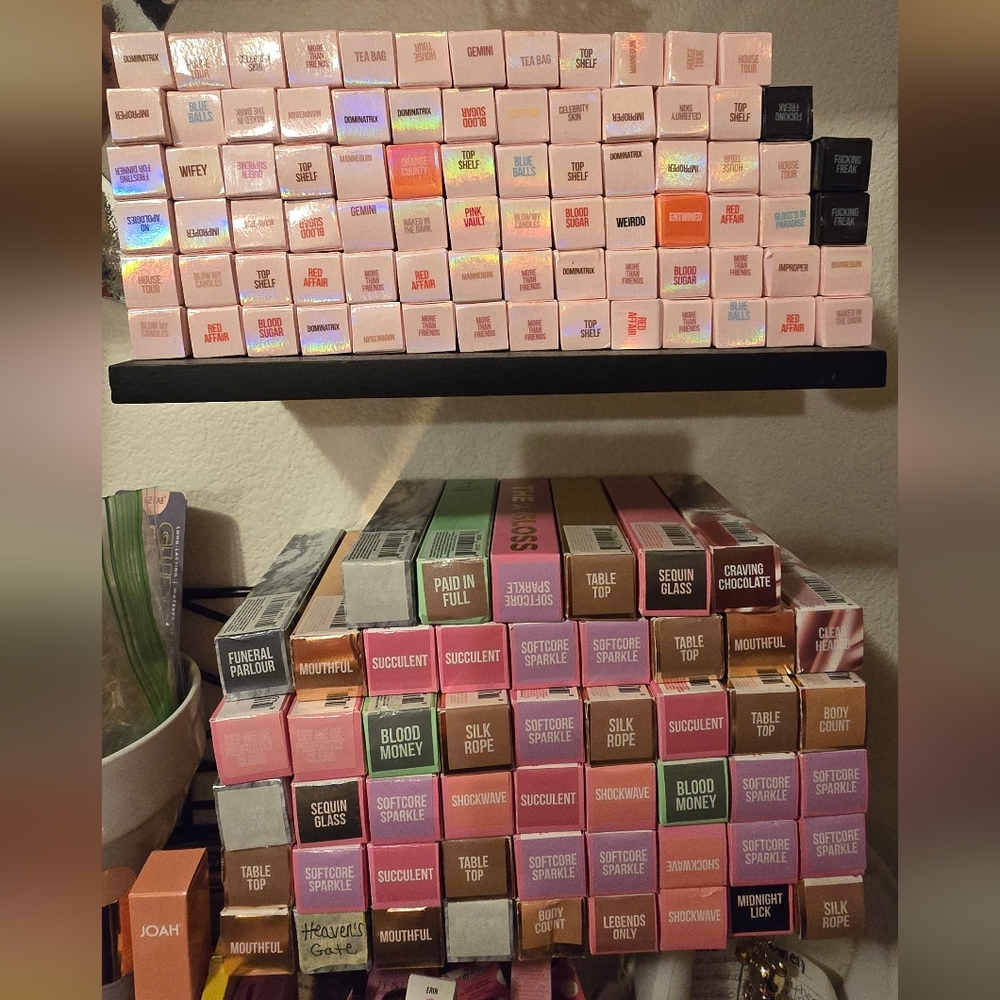 SUPREME GLOSSES ARE BETWEEN $15-$17 AND THE GLOSS BETWEEN $18-$25